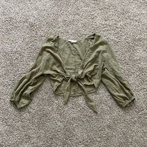 🌿 Linen Cropped Tie Front Top 🌿